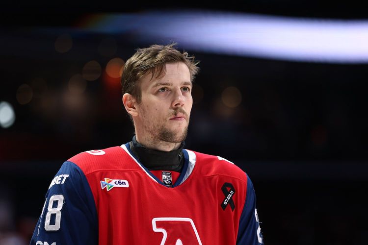 Бомбардир «Спартака» и призер Игр в Пекине. Кто представит КХЛ на Олимпиаде-2026