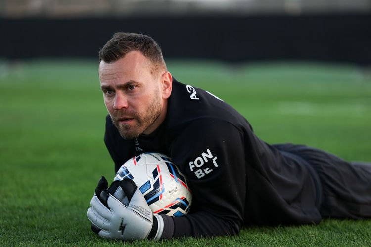 Новиков считает, что для России Акинфеев даже более великий, чем Мальдини