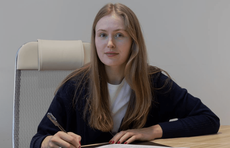 Серебряный призер Олимпиады в Токио Елена Михайличенко возобновила карьеру