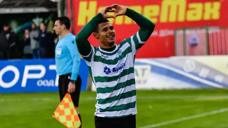 В «Балтику» приехал настоящий форвард-универсал! Что нужно знать об Алексе Фернандесе?