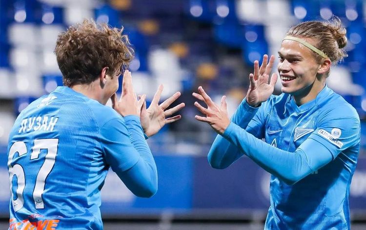«Зенит» Коноплева второй раз за сезон разнес «бей-беги» «Спартака»