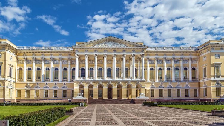 Спорт в искусстве. Гид по Петербургу. Бегуны Дейнеки в Русском музее