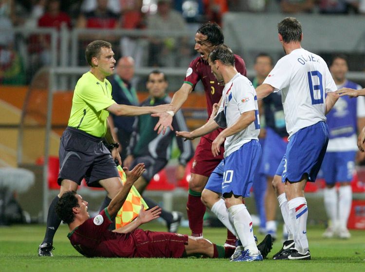 Генеральный директор МРО «Северо-Запад» Николай Голубев: Если 100 лет играть на КФК, прогресса не будет никакого