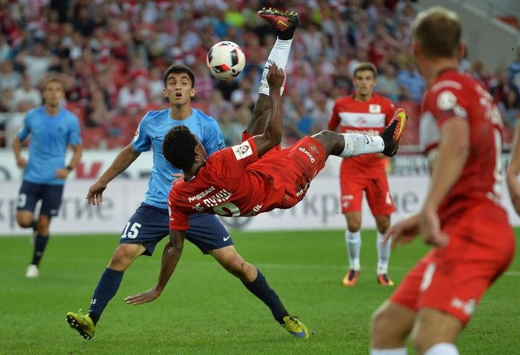 Назад, в девяностые!