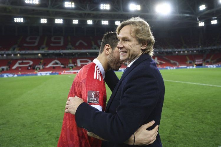 Самая странная фигура в сборной России. Карпин хочет превратить национальную команду в «Ростов»?