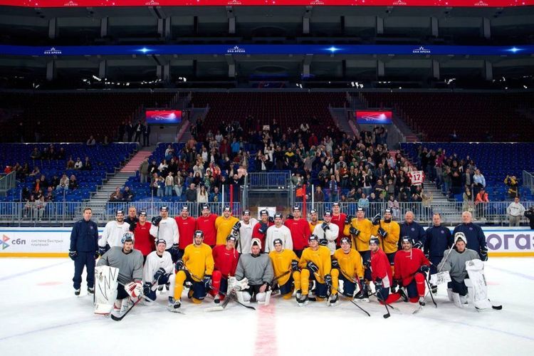 «Шанхай» амбициознее «Куньлуня». Как «Драконы» провели открытую тренировку в Петербурге