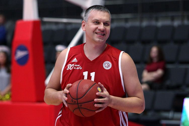 Пашутину — победа, «Спартаку» — спонсор