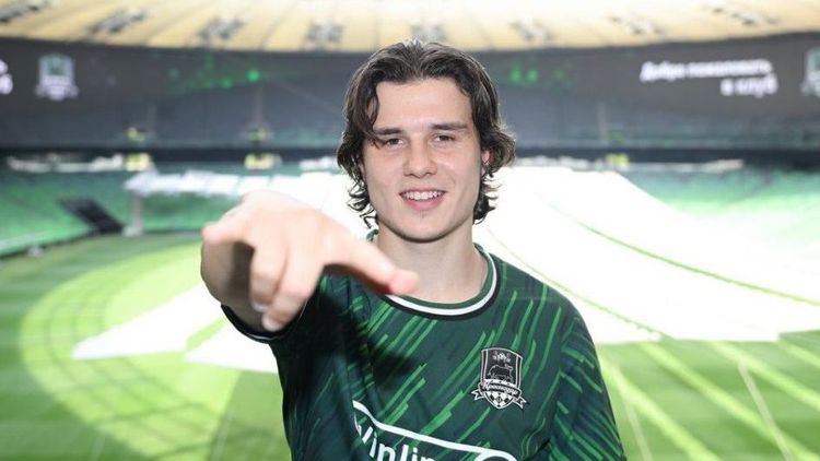 Гендир ЦСКА Бабаев – о трансфере Козлова: Он уже прошел медосмотр