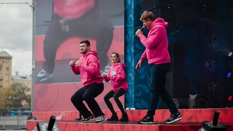 От гантелей до тортика. Выбор профессионального спортсмена для кемпинга в Карелии