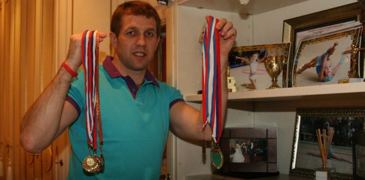 Тренер молодежной сборной России Юрий Бабенко:  Не вижу причин, почему питерцы не должны лидировать в КХЛ