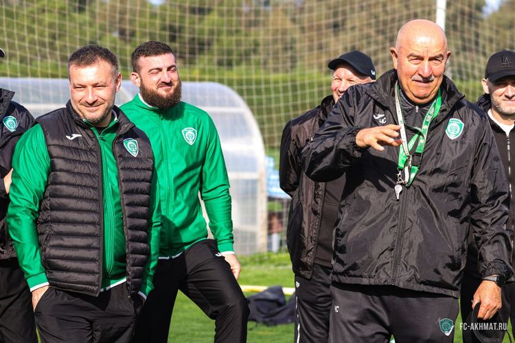 Черчесов: Ни со «Спартаком», ни с «Динамо» ни одной профессиональной встречи не было