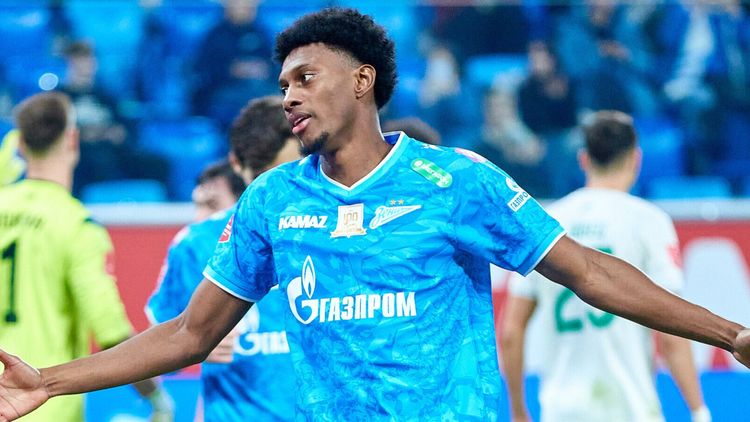 Нападающий «Зенита» Кассьерра интересен «Фенербахче»