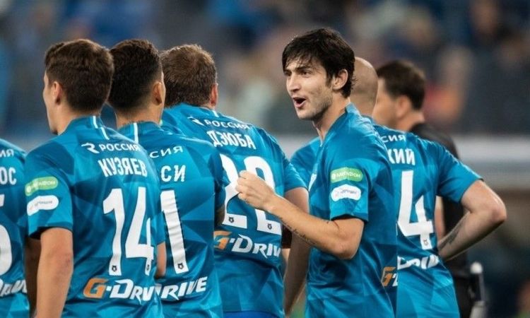 Кого поставит Семак против «Бенфики»? Дзюба и Азмун должны исправиться за матч с «Локомотивом»!