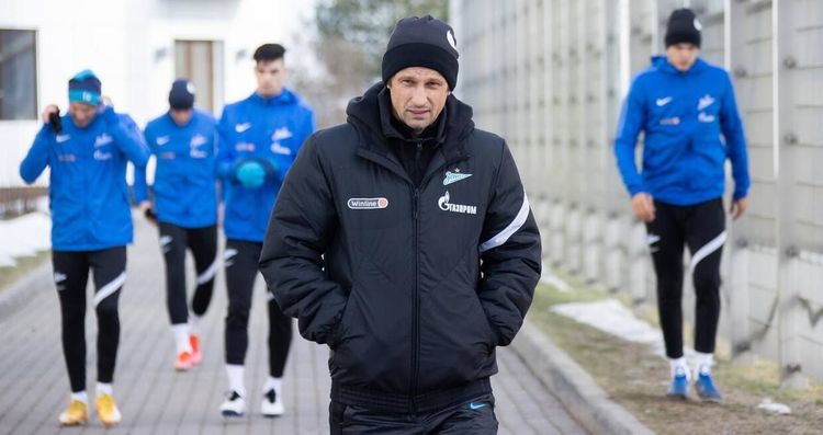 Почему фанаты «Зенита» хотят отставки Семака?