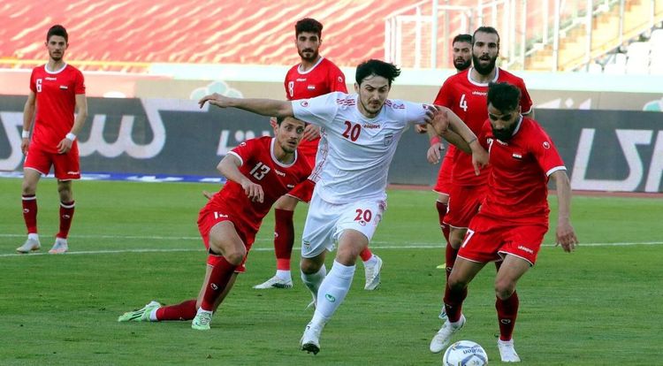 Азмун вступился за иранских женщин. Но ему припомнили, как он поступил с девушкой из Казани