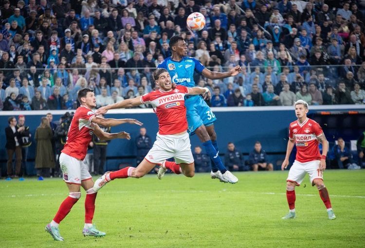 «Спартак» прервет безвыигрышную серию в Петербурге? Спор перед матчем с «Зенитом»