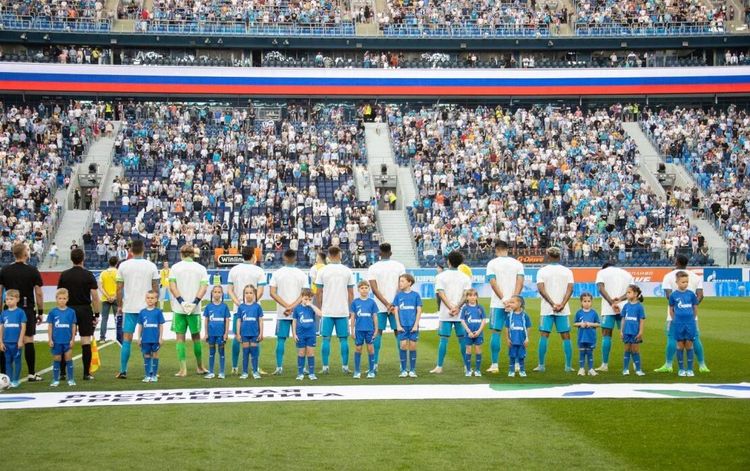 А что, если «Зенит» играет лучше без активной поддержки фанатов?