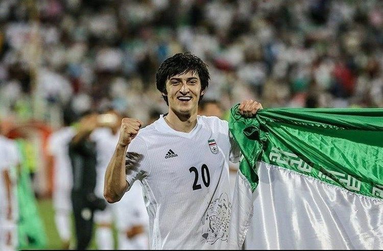 «В Иране хорошо относятся к американцам, но ненавидят США». Откуда приехал в Россию Сердар Азмун