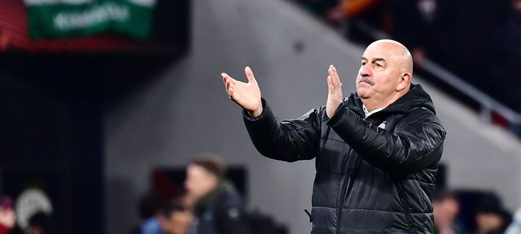 Ташуев: У Черчесова нет времени следить, хвалят его, или ругают