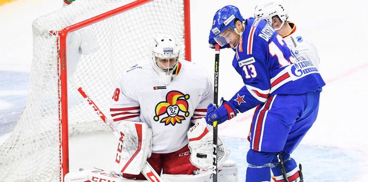 Прыжок вратаря Калниньша