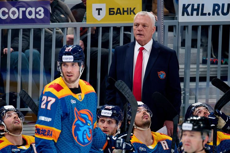 Защитника «Шанхая» Бишофф: Будем разочарованы, если не выйдем в плей-офф