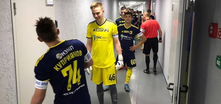 Денис Попов отбил пенальти Заболотного, стал мемом, а потом его «проклял» Черданцев