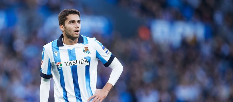 Агент Захаряна рассказал о готовности игрока к выступлениям за сборную России