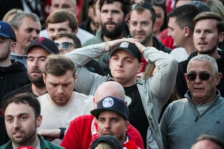 Болельщики считают, что Санкт-Петербург справился бы с финалом Лиги чемпионов лучше