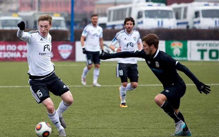 Чемодан, вокзал, Новгород?