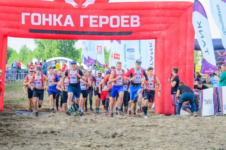 На Эверест по канату. Под Петербургом проходит Гонка Героев