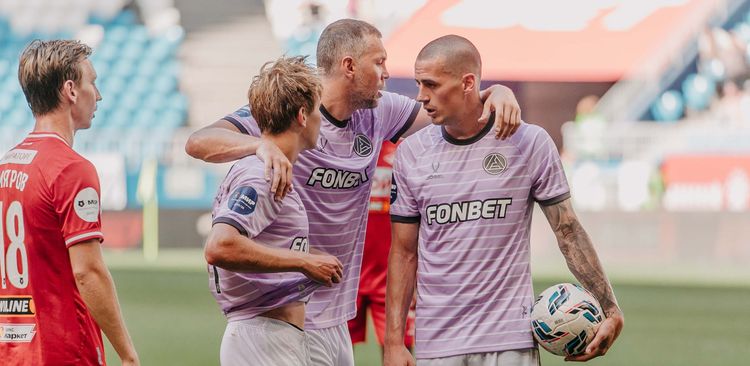 В «Акроне» призвали Дзюбу не говорить о возвращении в «Спартак»