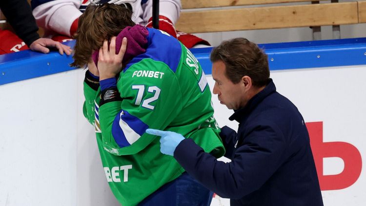 Агент Кузнецова оценил состояние игрока после столкновения в матче с «Локомотивом»