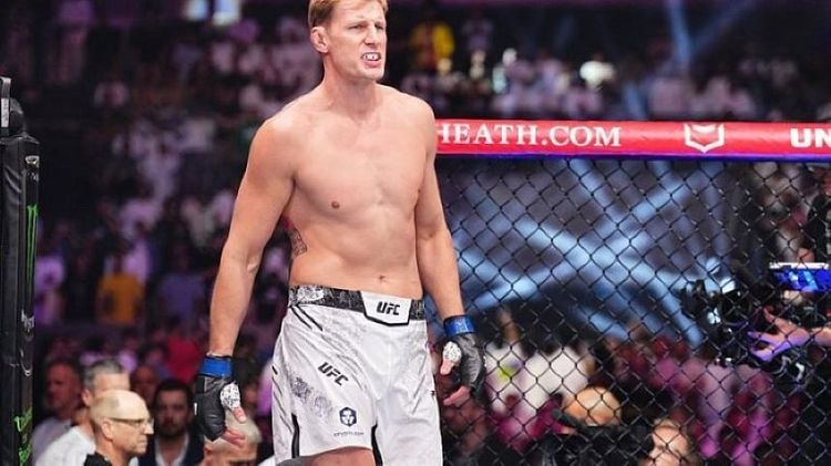 Банников: В UFC сообщили, что Волков остается претендентом на титул, а не Ган