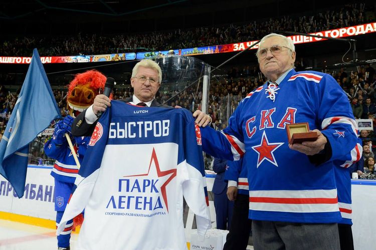 Его ценил Тарасов, а Тихонов готов был обсуждать с ним хоккей даже в бане