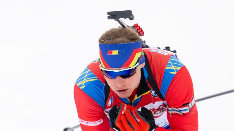 «На Олимпиаде в Италии сэкономили по сравнению с Сочи». Интервью с российским биатлонистом, выступающим за Румынию
