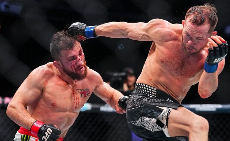 Двалишвили рассказал, когда состоится его бой с Петром Яном