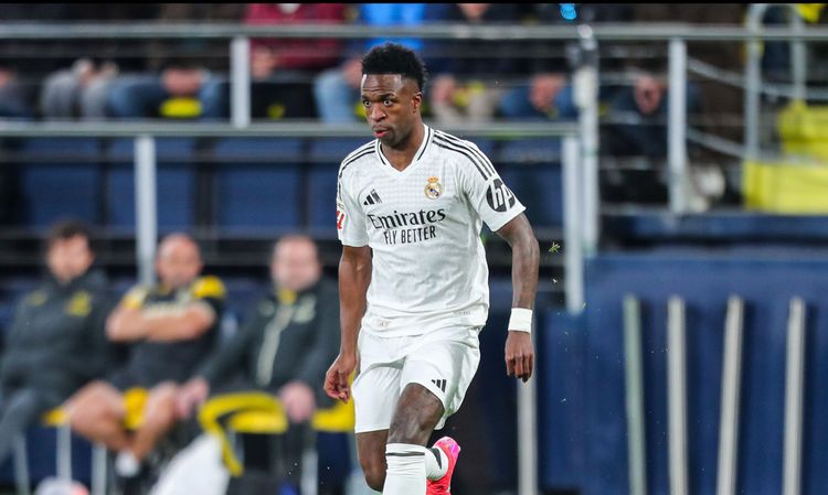 Из-за ссоры с Алонсо Винисиус может уйти из «Реала» в «ПСЖ» к Луису Энрике