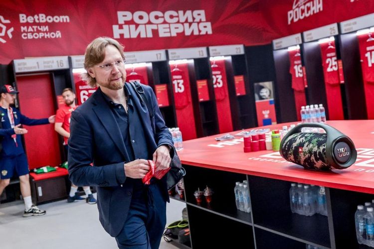 Андрей Чернышов: Если Карпин возглавит «Динамо», ему надо уйти из сборной России