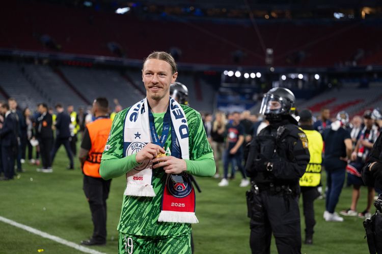 Кавазашвили рассказал о гордости за Сафонова