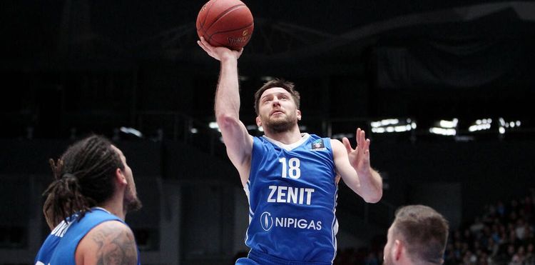 Капитан Европа. Воронов оставил «Зенит» в игре