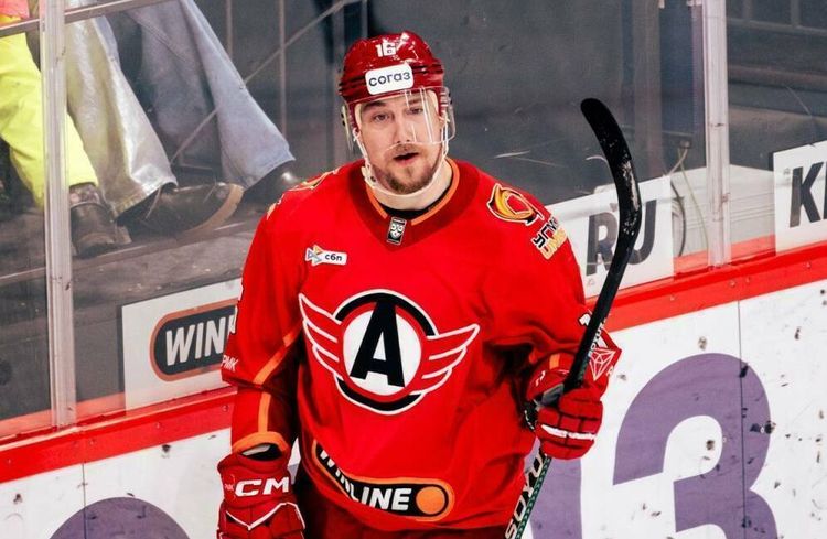 «Автомобилист» и Рид Буше  расторгли контракт по инициативе игрока