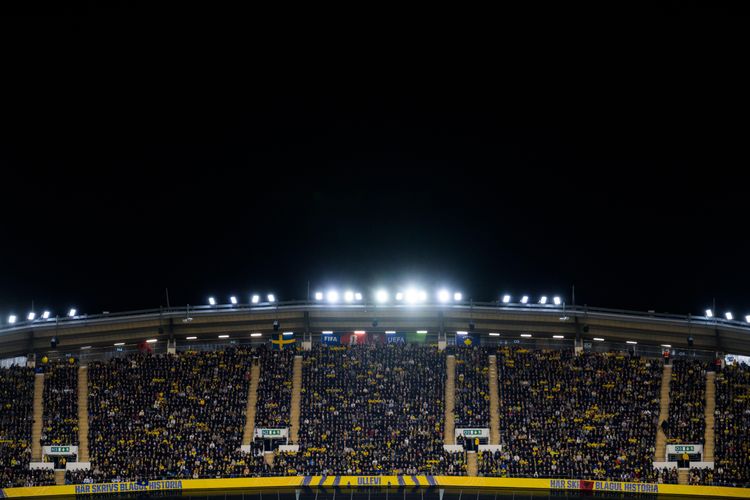 Рекорд Юскова на катке на «полуторке» и яркий футбольный мундиаль в России