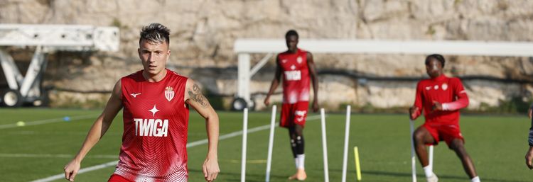 Головин отметился голевой передачей в победном матче против «ПСЖ»