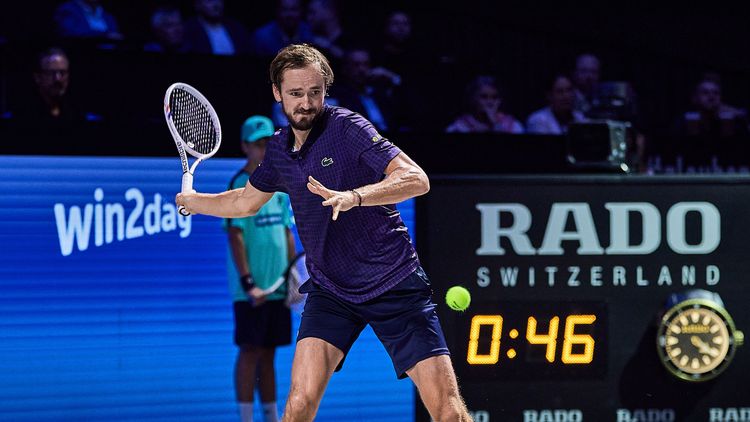 Медведев попробует отомстить обидчику. Медведев – Тьен: где смотреть, когда пройдет матч
