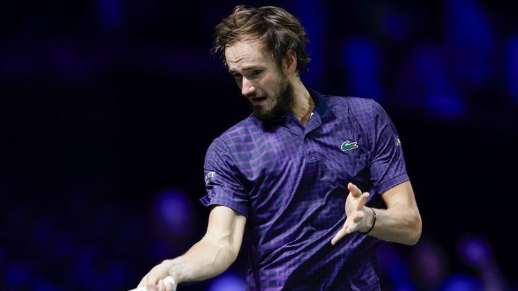 Даниил Медведев победил француза Алиса и вышел в третий круг Australian Open — 2026