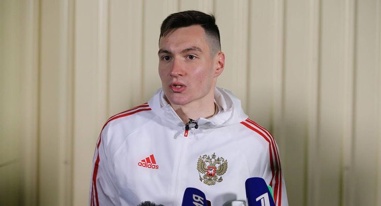 Караваев узнал о вызове в сборную в кровати. Он этого не ожидал