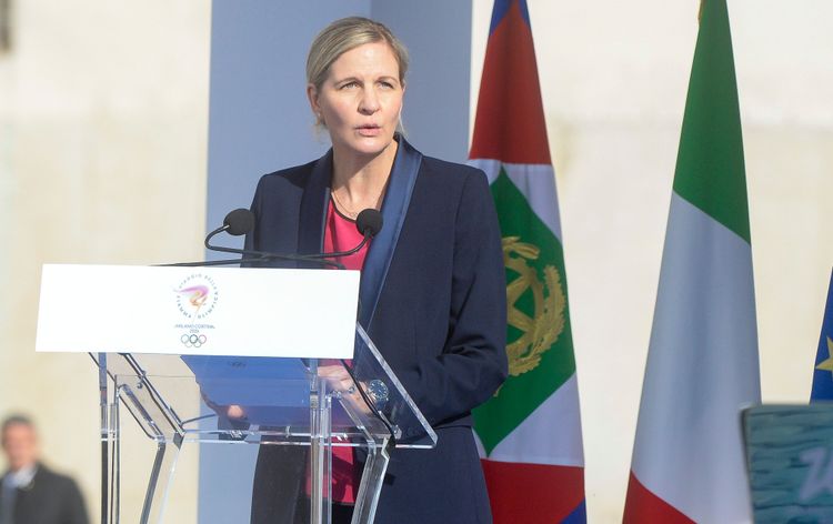 Роднина призвала не обращать внимание на слова Ковентри