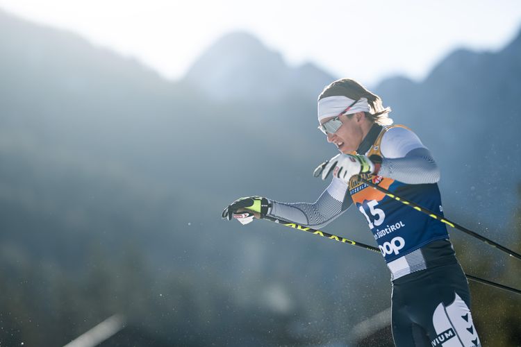 Коростелев назвал «адом» масс-старт на «Тур де Ски»