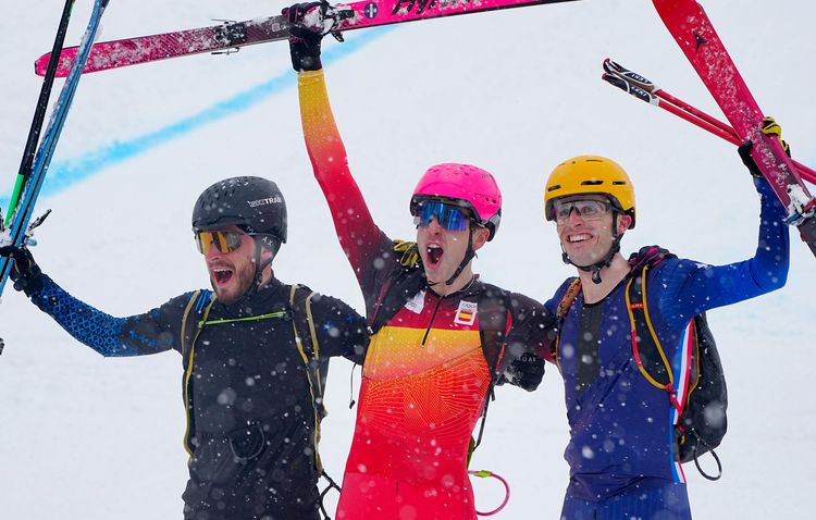 Вице-президент Федерации альпинизма рад медали Филиппова