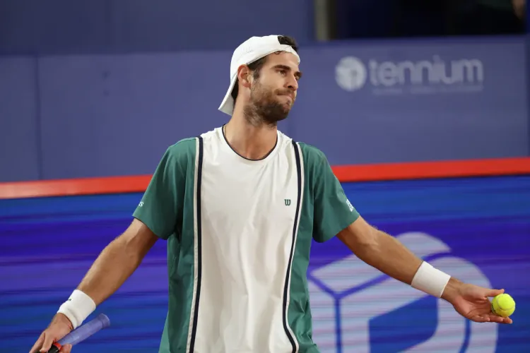 Хачанов проиграл американцу в первом круге турнира ATP-500 в Галле